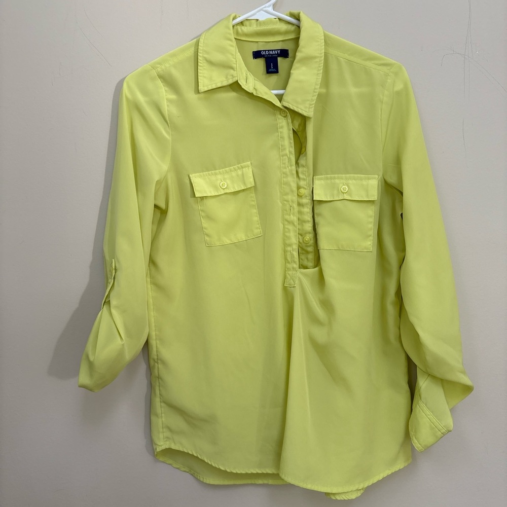 Old Navy Women’s Small Blouse Yellow Sheer Button Down